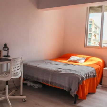 Piso Cerca Playa Todo Nuevo Ideal Familia Y Grupos . Actor A Apartment *